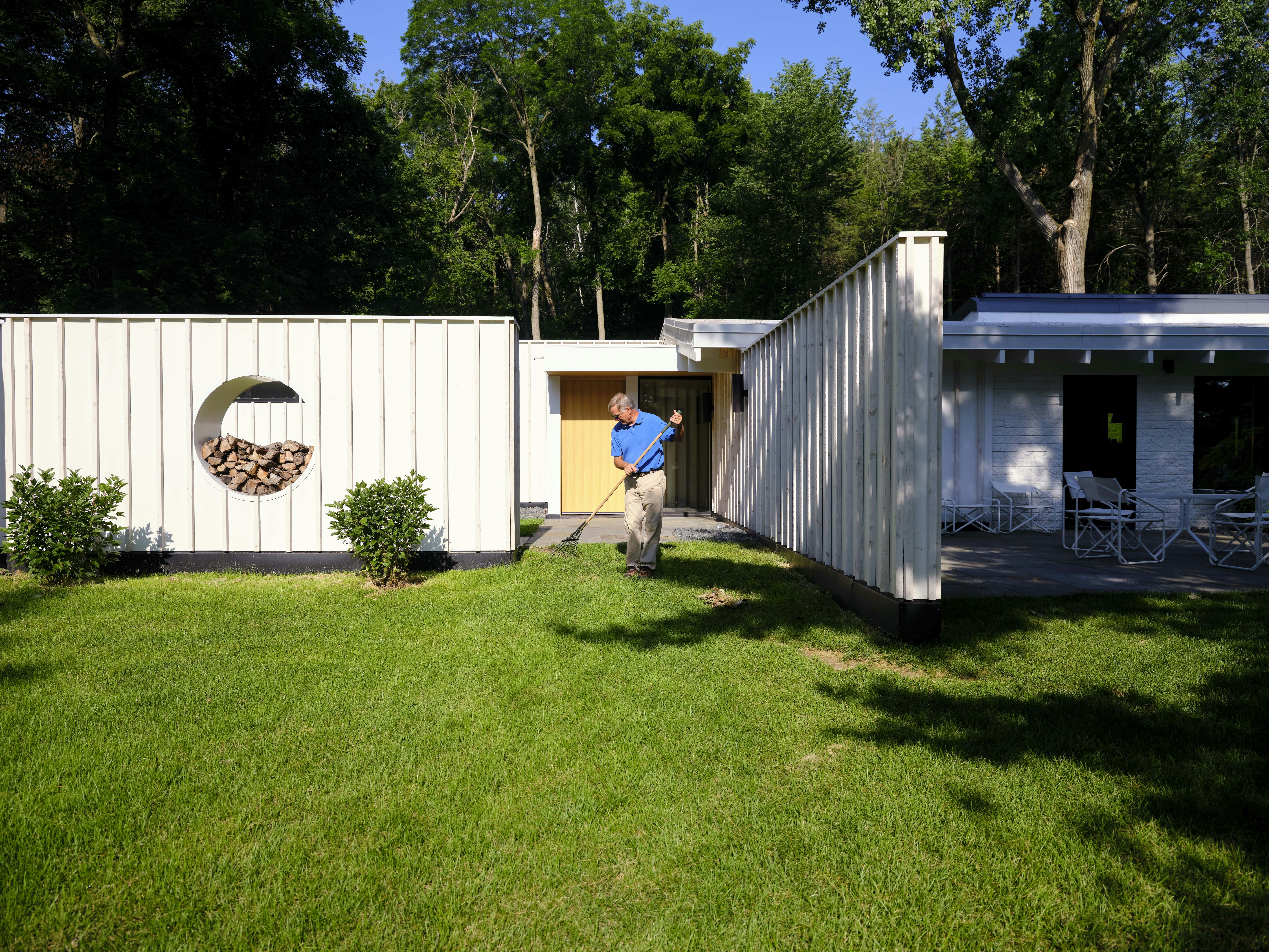 Brownstone renovation with Heath Ceramics tile