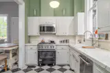 In Savannah, an 1884 Victorian With a Fairytale Facade Asks $2.8M - Photo 4 of 14 - 