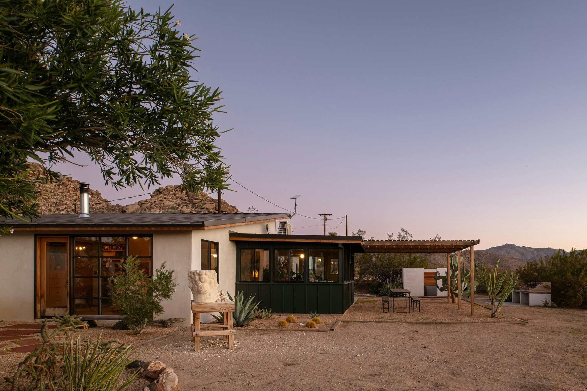 This dreamy home has a sophisticated modern take on Hill Country Style, image size:1777x1333