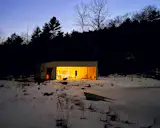 One Night in Vipp’s First U.S. Guesthouse—a Monolithic Upstate New York Cabin
