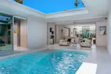 In Palm Springs, a $2.2M Midcentury Wraps Around a Courtyard Pool - Photo 5 of 14 - 