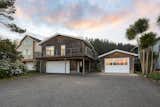If You Love Rivers, This $995K Oregon Home Will Float Your Boat