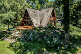 Just North of NYC, This $1.7M Cabin Is Not Your Average A-Frame