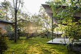 Kengo Kuma’s Roof/Birds Compound Lands on the Market in Japan for $10M