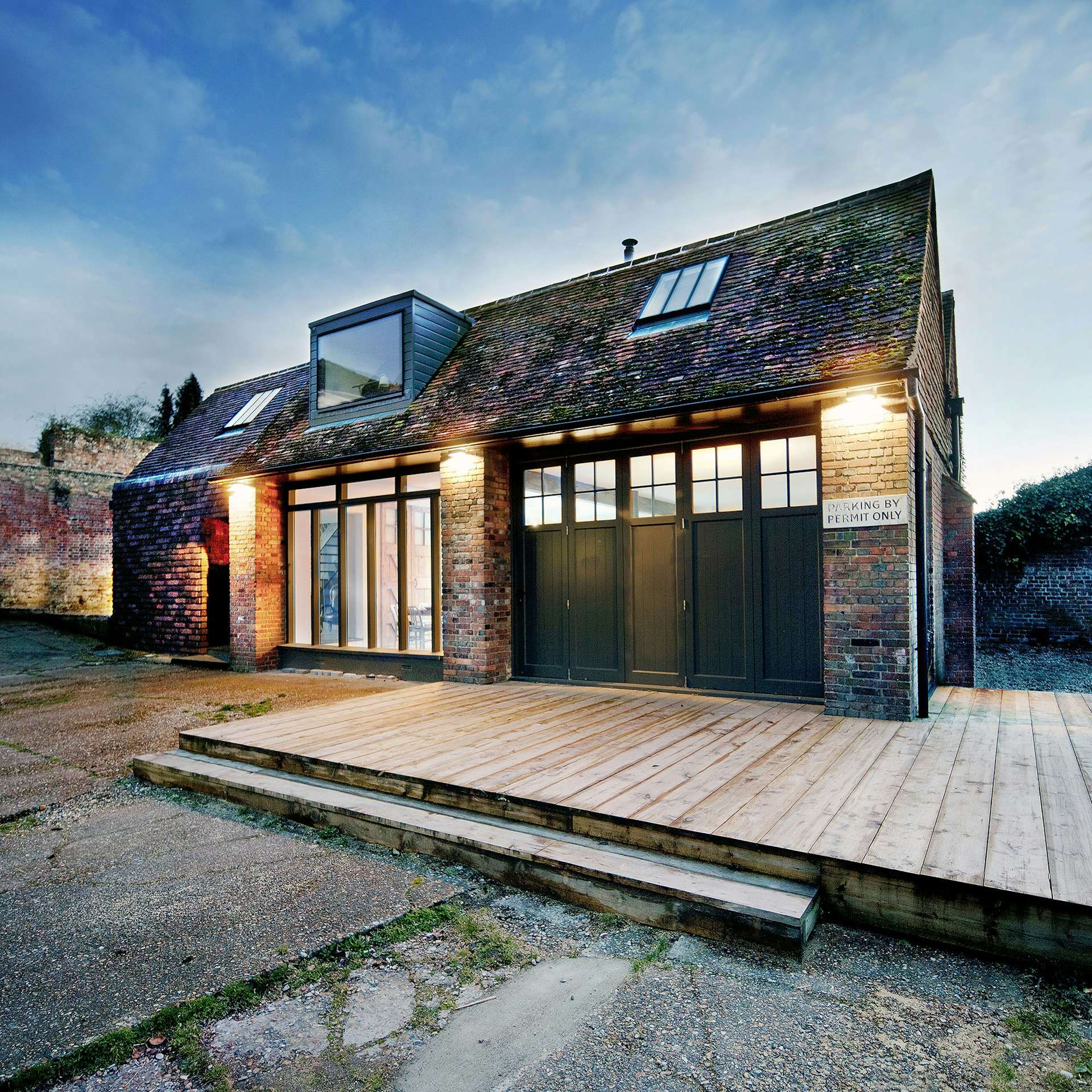 10 DwellApproved, NewOld Homes in the UK Dwell