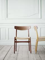 CH23 And CH22 Chairs By Hans J. Wegner - Photo 4 of 6 - 
