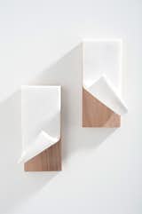 Marble wall hanger 