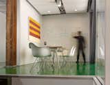 #office
#glasswall
#greenfloor
#meetingroom
#conferenceroom