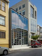 Facade on Minna Street in daylight #interstice 