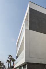 #danbrunn #zigzag #residence #beachfront #venice #california #glass #windows #exterior