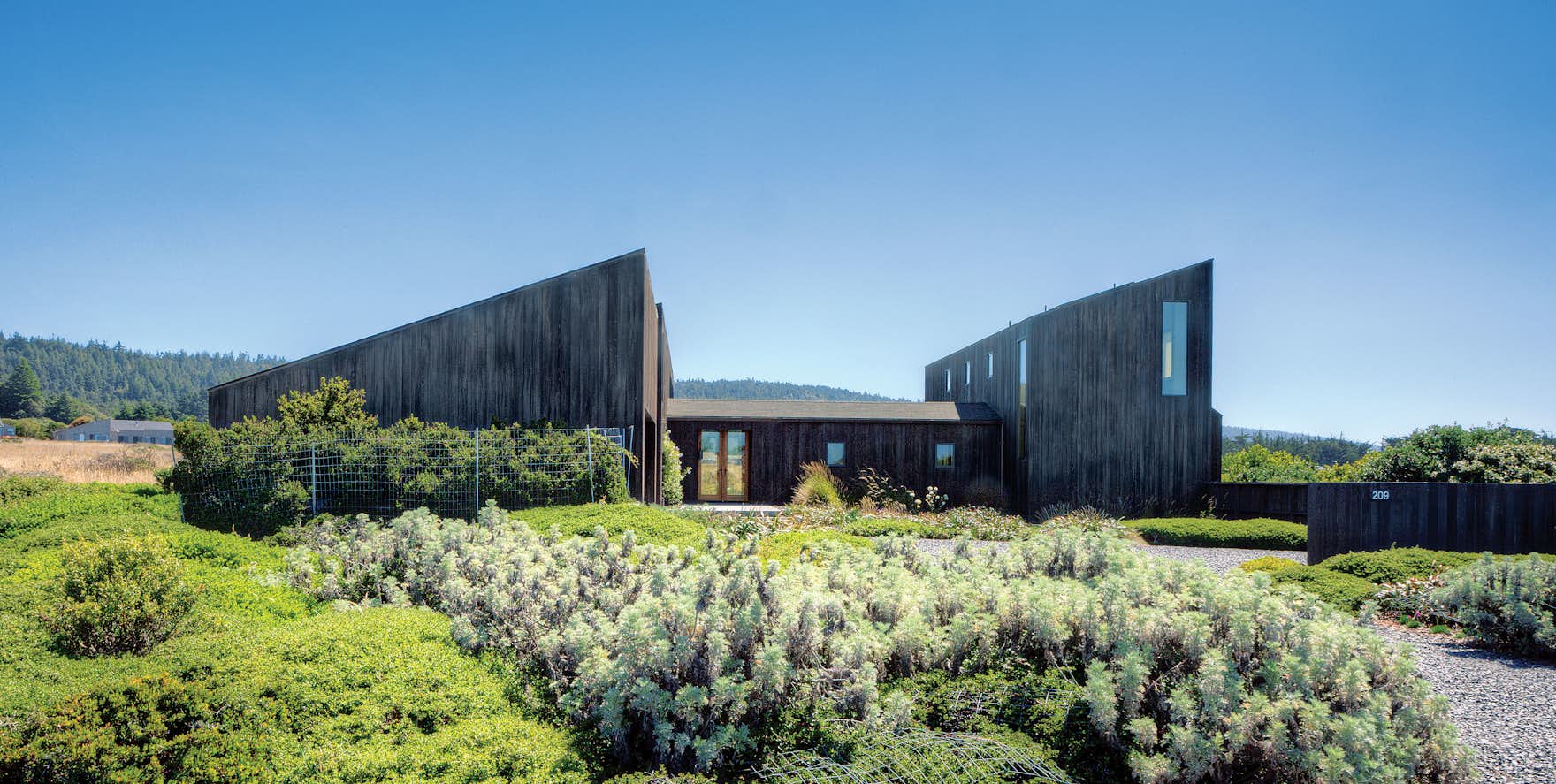 Photo 7 of 14 in Sea Ranch by Dave Morin Dwell