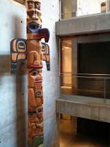 A towering skylit Tsimshian totem pole (a gift from the Indian College Fund) in W+K’s Portland office symbolizes a sacred partnership and value system. At the base of the totem are two frog figures that represent the older and younger generations of W+K whose job it is to communicate the message of the Fund through media just as frogs do with their songs and calls in nature.