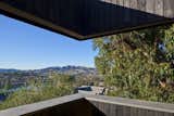 #HouseOverAWall #residence #dynamic #indooroutdoorliving #cantilever #steel #frame #materials #modern #view #wood #panels #LosAngeles #California #BarbaraBestor