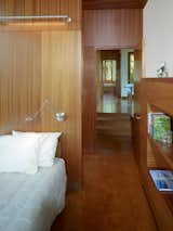 #GuestHouse #Chilmark #copper #modern #structure #midcentury #interior #inside #indoors #hallway #bedroom #lighting #bed #Martha'sVineyard #2008 #CharlesRoseArchitects 