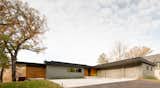 #modern #architecture #modernarchitecture #exterior #minimal #LotusLake #Minnesota #house #lakehouse #CityDeskStudio
