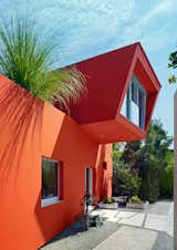 #exterior #outside #outdoor #landscape #orange #color #LosAngeles #California #KevinDalyArchitects