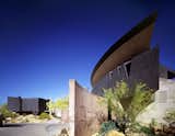 #exterior #modern #arizona #architecture #jonesstudio #2002 #residence #desert #scorpionhouse 