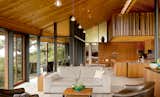  #interior #modern #Oregon #2010  #architecture #jonesstudio #residence #beach #cannonbeach #lighting #livingroom #seatingdesign #pendantlight #openfloorplan #kitchen 