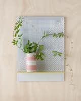 #designcrush #mesh #shelves