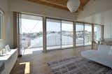  Photo 3 of 4 in Sunset House by Kentarou Tomita Architect Office
