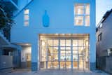  Photo 1 of 6 in Blue Bottle Coffee Nakameguro Cafe by Schemata Architects