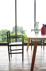 Root is a minimal chair created by Tokyo-based designer Jin Kuramoto for Arflex. In the 17th and 18th century U.S., there was a distinct furniture style named “Shaker Furniture”, which was created by the Shaker community. Root is a chair through which the designers tried to develop and understand the history and charm of Shaker Furniture. Root was a name given out of respect for the Shaker style.
