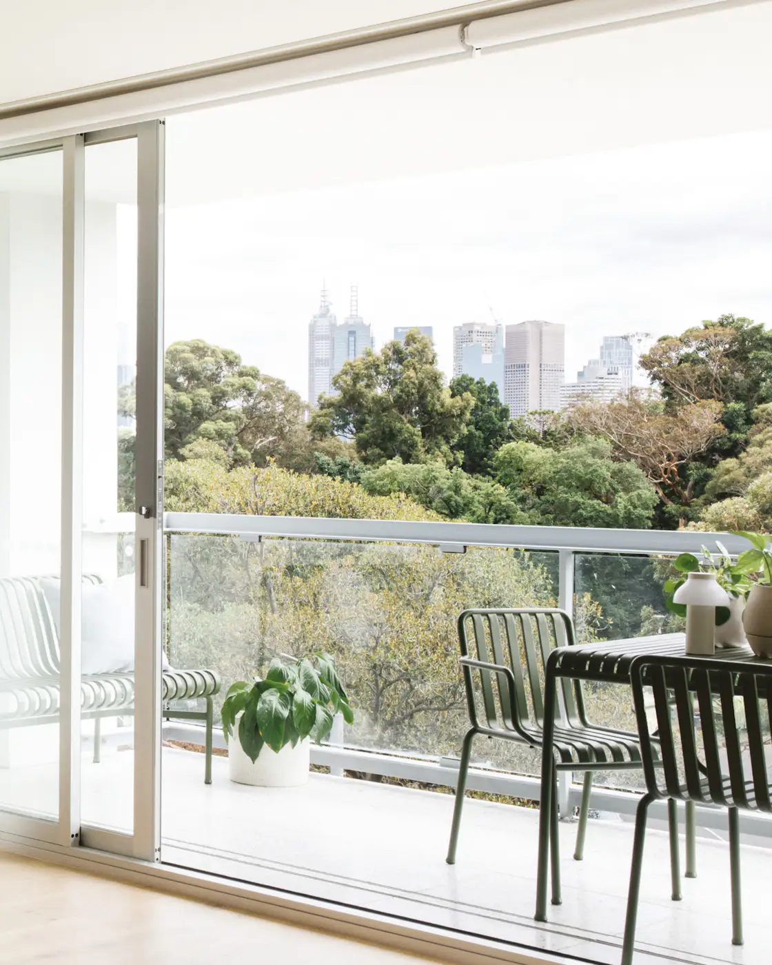 Photo 13 of 14 in This Melbourne Apartment Has the Coolest Solution for ...