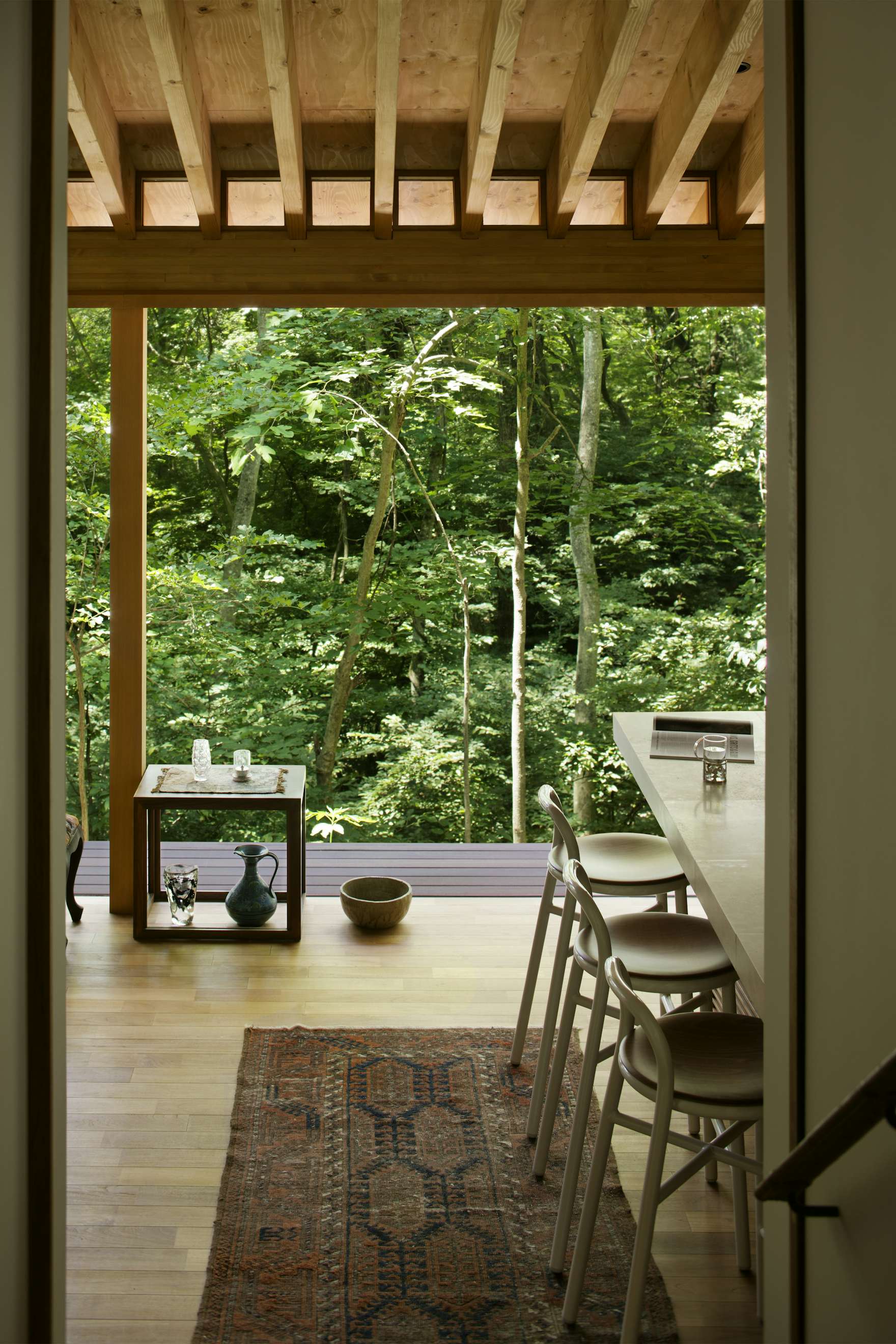 photo-15-of-22-in-a-japanese-retreat-with-a-glass-cockpit-places