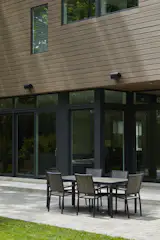 Cortex® fasteners, hidden from view, allow a clean, streamlined application of the cladding. “We used [the fasteners] for the project to give the cladding on the home a seamless finish with simple, sophisticated lines,” says builder Jonathan Rubenstein.