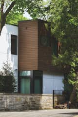 Using up to 85% recycled material in their products, and with ambitious full-circle recycling initiatives, AZEK is a sustainable and eco-conscious choice for exterior cladding.