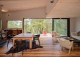 Laurel wood was used for the home's flooring, its differently colored planks occurring naturally. Whitewashed pine forms the ceiling.