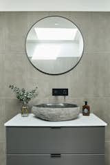 Bathroom of Pyrenees by Freeman Group Architects