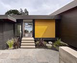 The pocket entry door slides away to open the view to the San Francisco Bay.