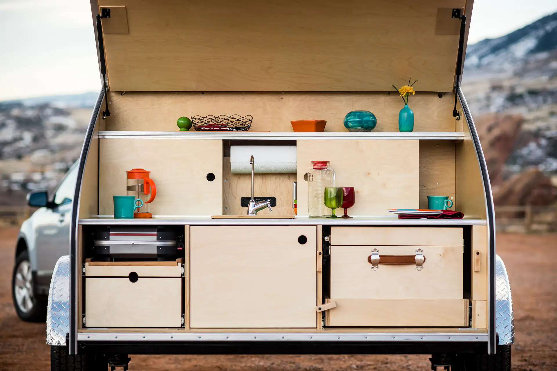 The galley allows you to cook outdoors in style.