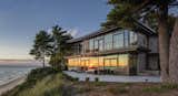  Photo 1 of 5 in Lake Michigan Modern by DeForest Architects