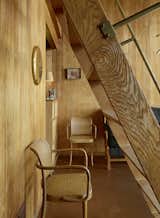 Staircase, Wood Tread, and Wood Railing Photography by Matthew Millman  Photo 6 of 10 in The Emmons House