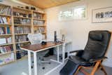 A Modern-Shed home office in the Bay Area of California