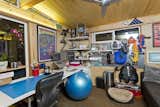 Modern-Shed home office and workshop