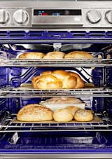 ProHeat™ Convection for even and
balanced cooking across every rack.