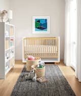 Made by one of the few remaining U.S. family-owned crib makers, the Moda crib brings modern, functional design to the nursery. 
