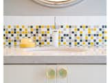 Brio Highlands Blend Glass Mosaic Tile