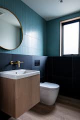 Lakeshore Residence, first floor bathroom