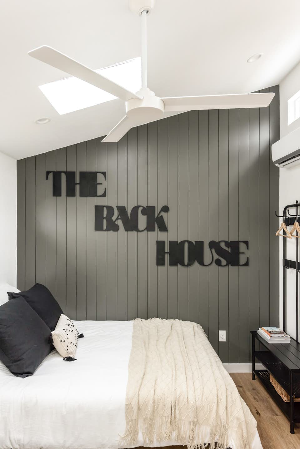 Photo 5 of 20 in 19 Backyard Offices and Studios to Inspire Your Own