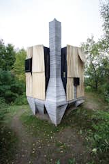 The chimney, too, is made from horizontal layers of 3D-printed concrete.