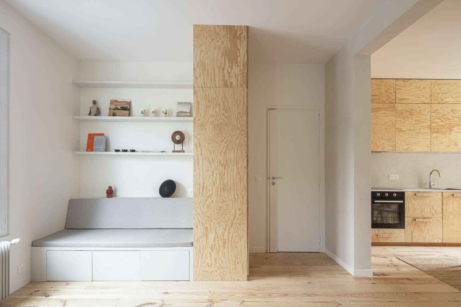 photo-7-of-12-in-in-paris-a-540-square-foot-apartment-becomes-a