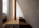 A Family’s Home in Kyoto Balances Light and Darkness With a Diagonal Wall - Photo 13 of 19 - 