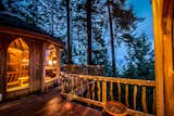 Nestled in the woods on Orcas Island, the largest of the San Juan Islands, this breathtaking tree house features cathedral ceilings, a round soaking tub, and a 12-sided living room with amazing views.&nbsp;