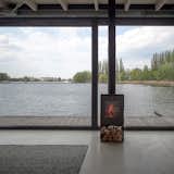  Photo 5 of 9 in Stay in a Modern Houseboat in Berlin With Floor-to-Ceiling Windows