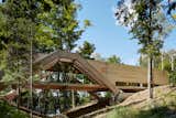 A Unique Home in the Canadian Forest That Doubles As a Bridge - Photo 11 of 11 - 