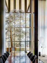 The extensive glazing provides a strong sense of the surrounding nature.&nbsp;